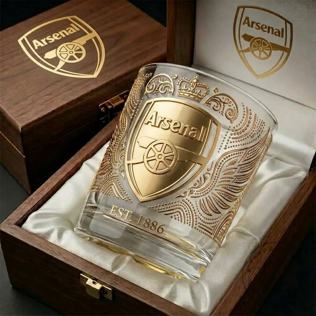 Arsenal Football Club Gold Crest Whiskey Glass with Wooden Gift Box
